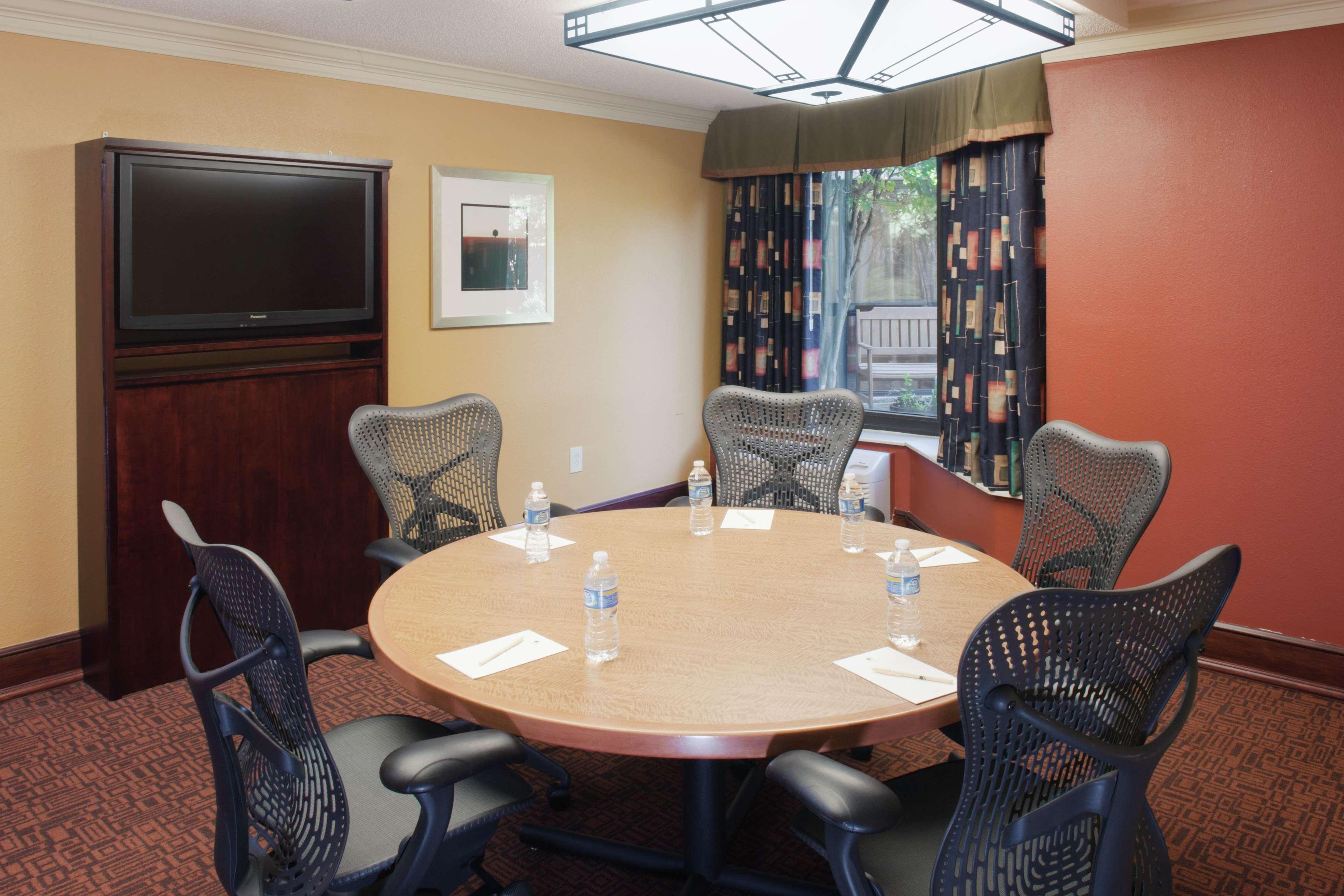 Doubletree By Hilton Jackson Hotel Business photo
