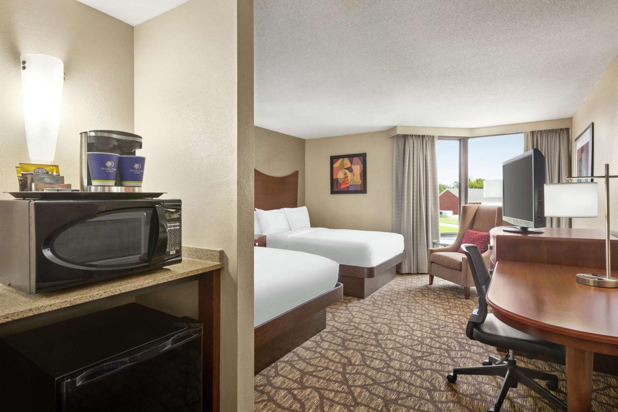 Doubletree By Hilton Jackson Hotel Exterior photo